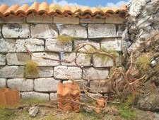 Krippenbau Mauer mit