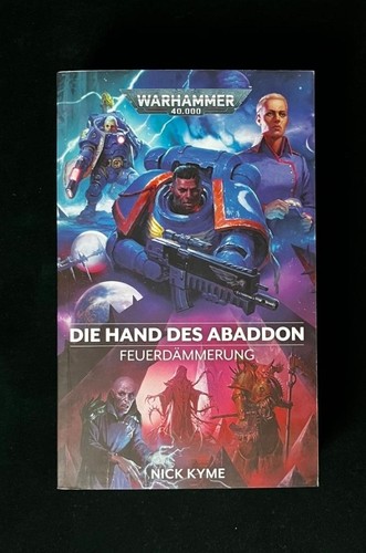 Warhammer 40k die - warhammer, hand