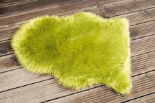 Deko Fell grün, 65x90 cm