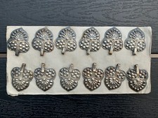 Set: 12 Miederhaken Tracht Oktoberfest in originaler Verkaufspackung unbenutzt