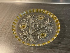 Glasplatte weiß/gelb mit hohem Rand 30 cm Durchmesser