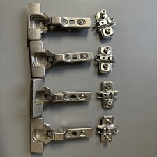 4 x Blum 70.259-01 Scharnier 110° Topfscharnier mit Feder