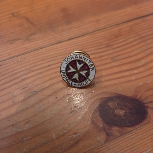 Juh johanniter ansteck pin - 🌸juh, ansteck-pin
