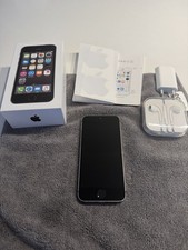 Apple iPhone 5s Silber 16gb Top Zustand Mit Zubehörpaket Ohne Kratzer