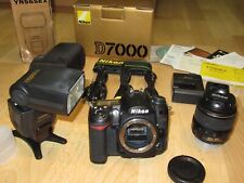 Nikon D7000  16114 Auslö., Nikkor 18-55 3,5-5,6 GII ED , Blitz Yongnuo YN 565 EX