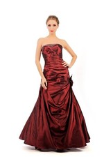 Hbh brautmode figurbetontes - i,
