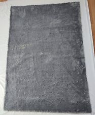 Kunstfell Stoff - Foto Hintergrund Deko / Wohndecke  130 x 90 cm in Grau Silber