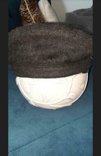 RUNDHOLZ  KUSCHELMÜTZE