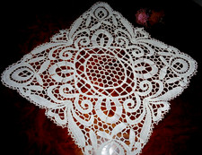 Unikat Spitzendecke Mitteldecke 68x68 cm  sehr alte Handarbeit Guipure Spitze
