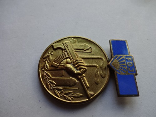 Ddr orden medaille - (,