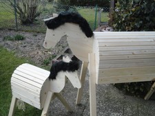 Stück holzpferd - 2,