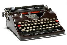 Deko- oder Sammlerstück: GROMA-Reiseschreibmaschine Modell "N" von 1938, topp!