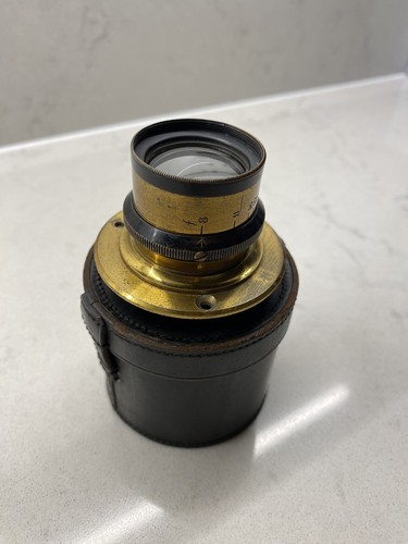 Antikes messing objektiv - f/8,