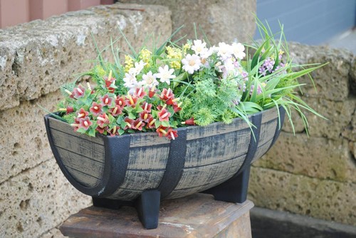 Pflanzkasten,Blumenkasten,Faß