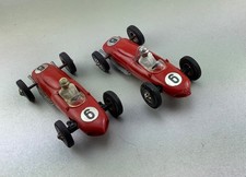 2 x Carrera  132 Ferrari Formel In Rot