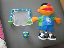 Ernie Sesamstraße Fußball