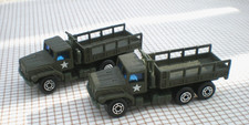 2 x M 923 A1 Big Foot  REO Militär LKW von Maisto ca. 7,5cm