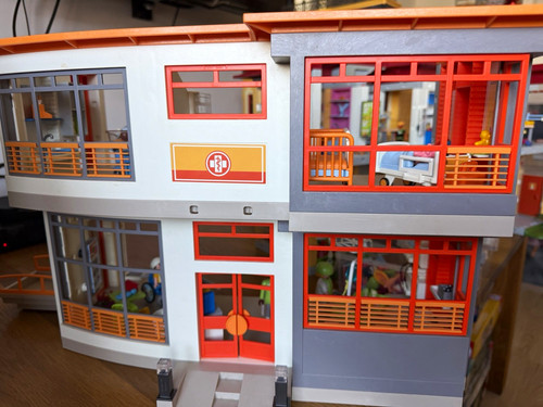 Playmobil krankenhaus gebäude - krankenhaus,