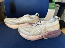 ASICS Performance GEL-KAYANO