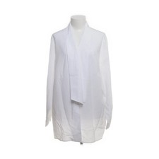 Maria Bellesi, Strickjacke