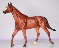 Breyer Pferd Traditional horse Justify Walking Thoroughbred