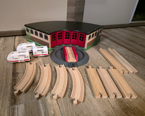 Brio set mit lokschuppen - brio,