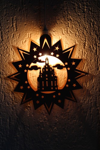 Fensterbild beleuchtet