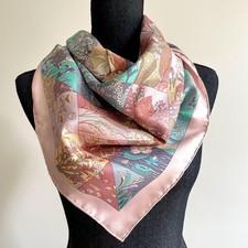 Quadrat / Schal 90 Hermès All