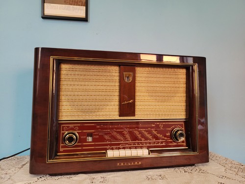 Röhrenradio restauriert - restauriert,