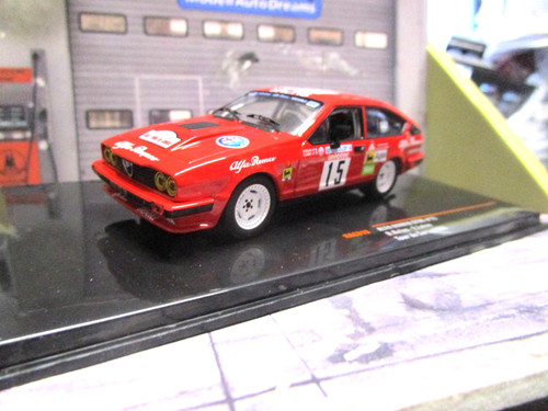 Alfa romeo gtv6 coupe - alfa,