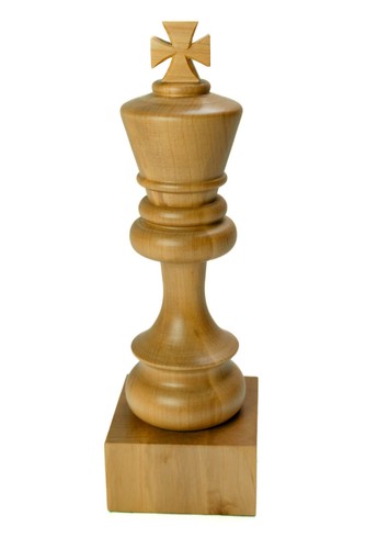 Große schachpokal aus holz - aus,