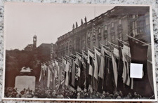 AK Ansichtskarte Postkarte BERLIN (Flaggenparade) Olympische Spiele 1936