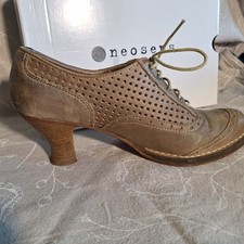 Neosense Rococo Schuh Gr. 42