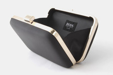 HUGO BOSS Mini Clutch Damenhandtäschchen schwarz / gold ABENDTASCHE Pochette NEU