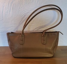 Esprit Damen Handtasche