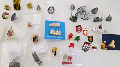 Konvolut 35x pins set - pins, /