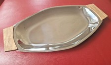Serviertablett Metall Holzgriffe ca. 33,4 x 18,5 cm. Kein WMF, Noname