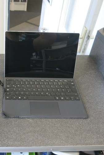 Surface pro 1724 - surface, 4