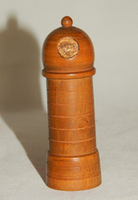 Nadeletui Holz Nussbaum Behälter LEUCHTTURM Werbung Dralle