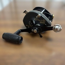 SHIMANO baitcasting reel