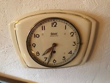 Schöne alte Keramikuhr von der Firma Garant -  Schwebe  Anker