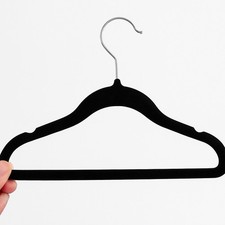 Kleiderbügel aus Samt