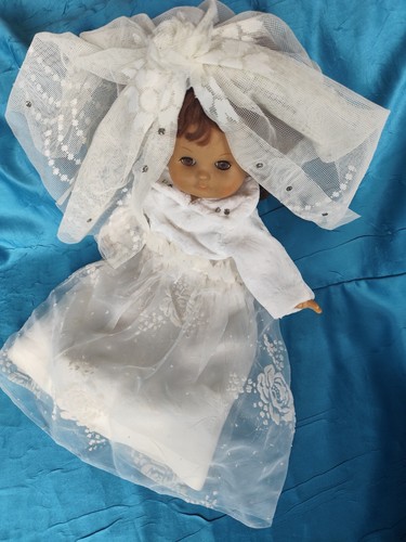 Altes puppen brautkleid - puppen,