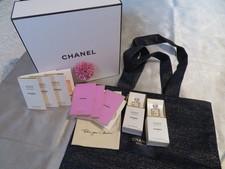 Chanel Beaute Beutel Stofftasche und Coco Mademoiselle mit miniaturen Parfum Set