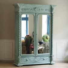 Antiker Spiegelkleiderschrank
