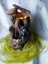 Drachen Figur Zimmerbrunnen LED Gelblicht Brunnen Organza grün