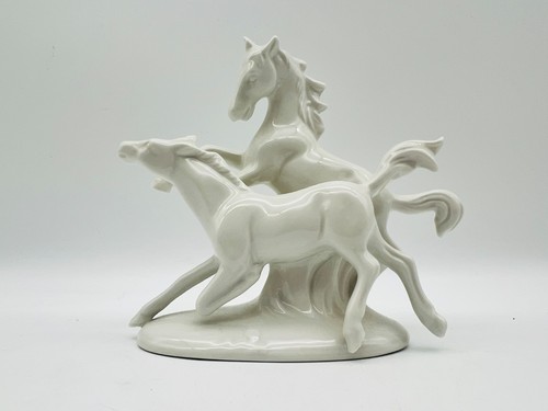 Pferdefigur porzellan - 🐎,