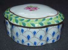 kleine Porzellan Deckeldose
