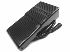 Elektronischer Pneumatic Fußanlasser für alle Singer Nähmaschinen mit Druckluft