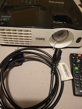 Beamer BenQ TH681 3D 1080p FullHD 3000 Ansi Lumen 13000:1 - Lampe neu